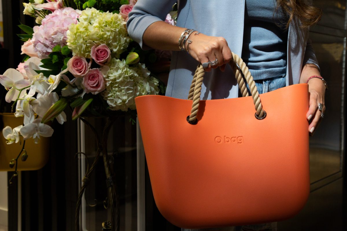 commercial_product_clothing_bags_shoes-18