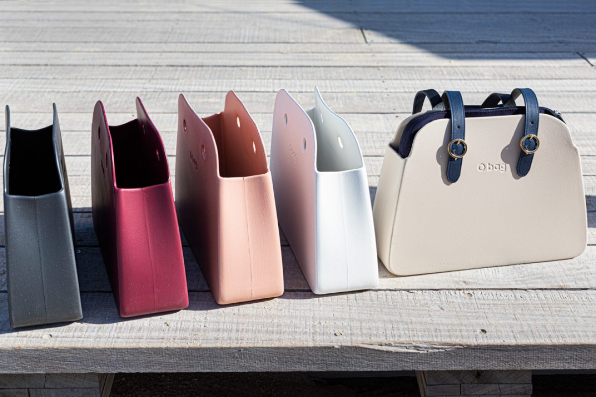 commercial_product_clothing_bags_shoes-29