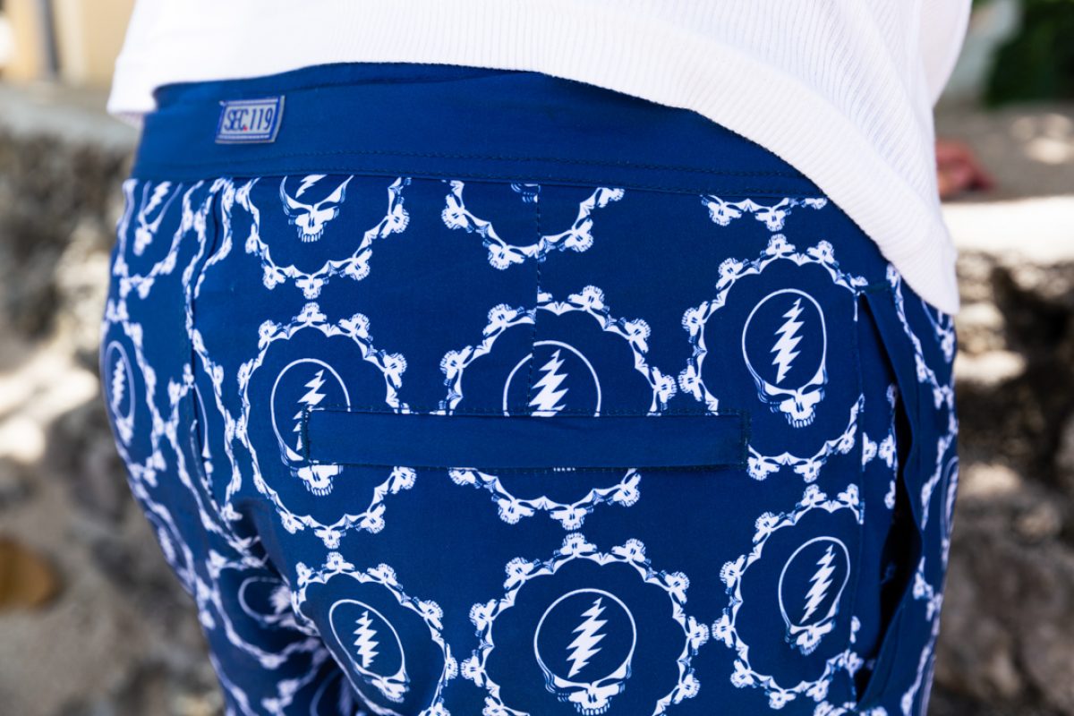 commercial_product_clothing_bags_shoes-40